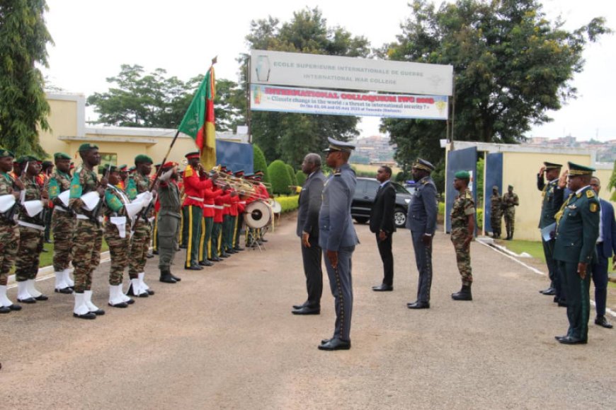 École de Guerre de Yaoundé : La 18ème promotion prend des leçons de l’impact des changements climatiques actuels sur la Sécurité Internationale