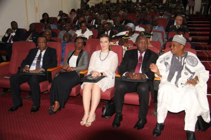 École de Guerre de Yaoundé : La 18ème promotion prend des leçons de l’impact des changements climatiques actuels sur la Sécurité Internationale